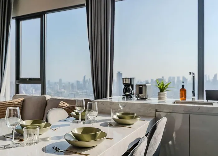 6 Stars Panoramic Bright Designer 2bd Skyline * 曼谷