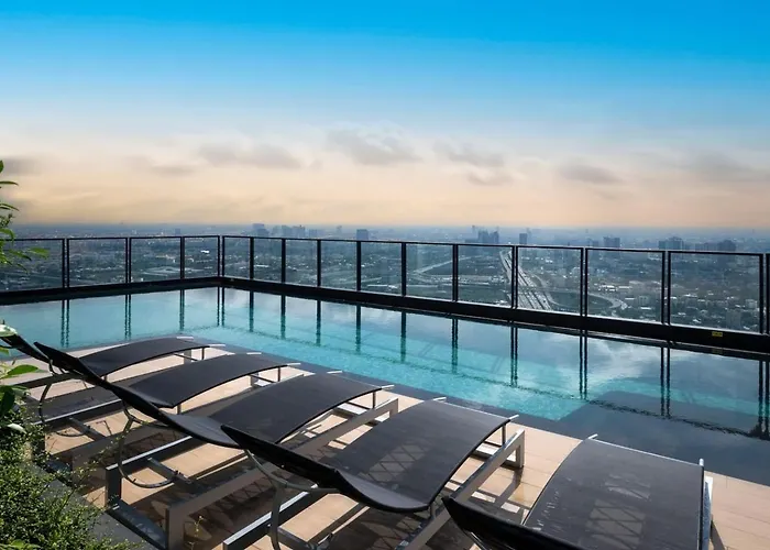 公寓 6 Stars Panoramic Bright Designer 2bd Skyline